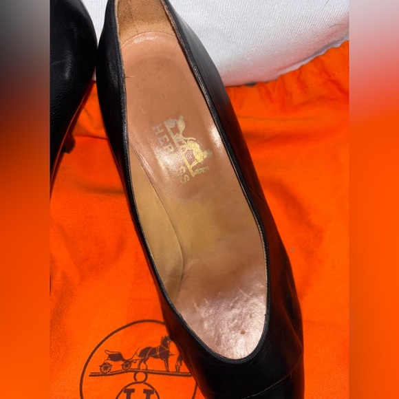 Hermes Black Heels Size 7 - Picture 5 of 9